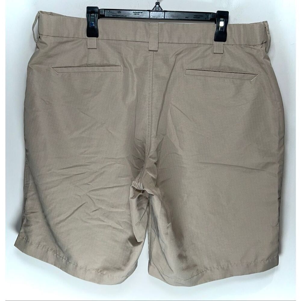 5.11 Tactical tan shorts size 40 - Picture 2 of 3